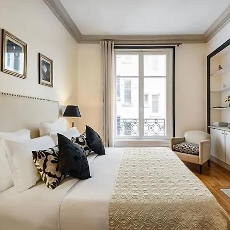 Invalides Pont Alexandre Iii Luxury 2br * Parigi